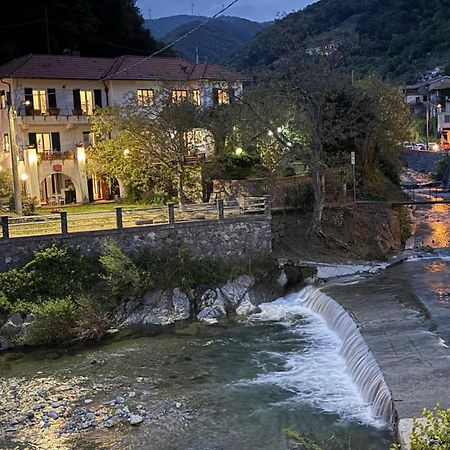 Appartamento In Villa A 5 Km Dal Mare Albisola Superiore Exterior photo