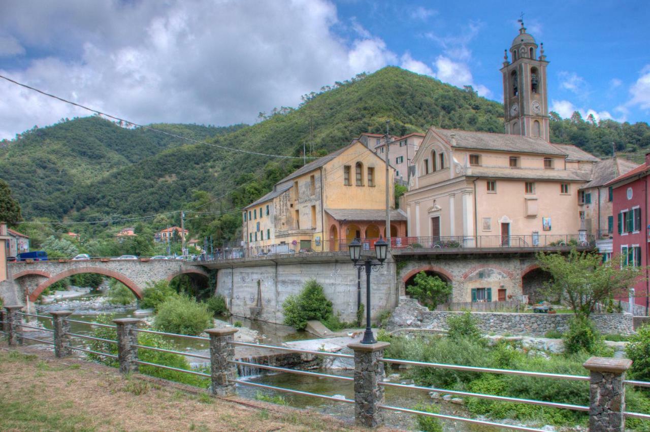 Appartamento In Villa A 5 Km Dal Mare Albisola Superiore Exterior photo