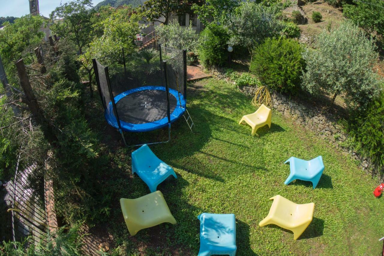 Appartamento In Villa A 5 Km Dal Mare Albisola Superiore Exterior photo
